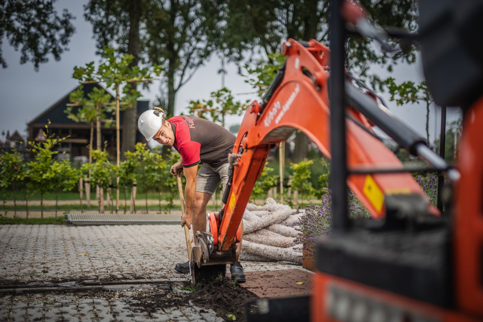 Aan het werk bij 